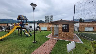 Casa de 3 alcobas en venta en San Marcel, Manizales, 81 m² · foto 19 de 20