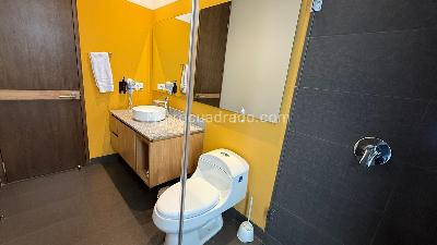 Apartamento de 1 alcoba en venta en Chico Norte, Bogotá, 64 m² · foto 13 de 16