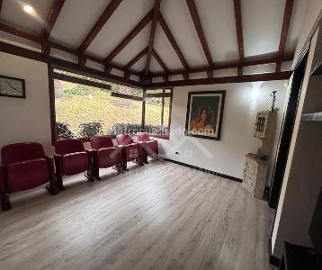 Casa de 4 alcobas en venta en Sindamanoy, Chía, 250 m² · foto 12 de 20