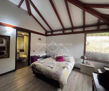 Casa de 4 alcobas en venta en Sindamanoy, Chía, 250 m² · foto 16 de 20