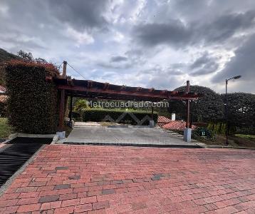 Casa de 4 alcobas en venta en Sindamanoy, Chía, 250 m² · foto 19 de 20