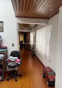 Casa de 5 alcobas en venta en Cedritos Las Margaritas, Bogotá, 300 m² · foto 12 de 20