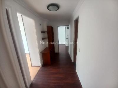 Apartamento de 3 alcobas en venta en Conjunto Reserva Del Lago, Cajicá, 63 m² · foto 11 de 15