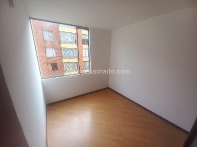 Apartamento de 3 alcobas en venta en Conjunto Reserva Del Lago, Cajicá, 63 m² · foto 3 de 15