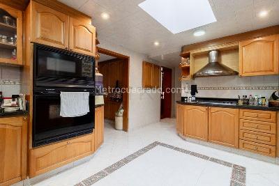 Apartamento de 3 alcobas en venta en Los Rosales, Bogotá, 412 m² · foto 14 de 20