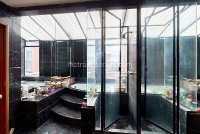 Apartamento de 3 alcobas en venta en Los Rosales, Bogotá, 412 m² · foto 12 de 20