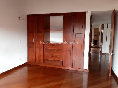 Casa de 4 alcobas en venta en Ub Los Geranios, Chía, 230 m² · foto 15 de 17