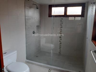 Casa de 4 alcobas en arriendo en Verdea La Balsa, Chía, 230 m² · foto 10 de 17
