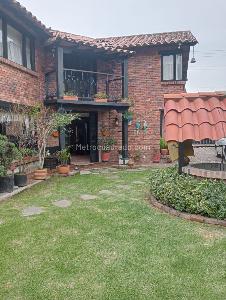 Casa de 3 alcobas en venta en Vereda Fonqueta, Chía, 230 m² · foto 8 de 9
