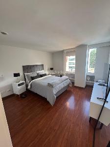 Apartamento de 2 alcobas en venta en Chico Norte Ii, Bogotá, 77 m² · foto 9 de 16