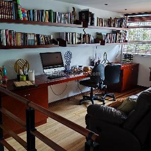 Casa de 3 alcobas en venta en Bellavista Rosales, Bogotá, 446 m² · foto 3 de 20