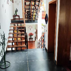 Casa de 3 alcobas en venta en Bellavista Rosales, Bogotá, 446 m² · foto 4 de 20