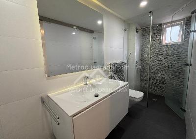 Apartamento de 3 alcobas en venta en Salitre Plaza, Bogotá, 234 m² · foto 10 de 19