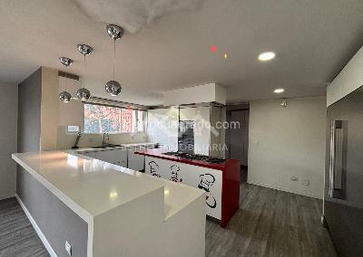 Apartamento de 3 alcobas en venta en Salitre Plaza, Bogotá, 234 m² · foto 3 de 19