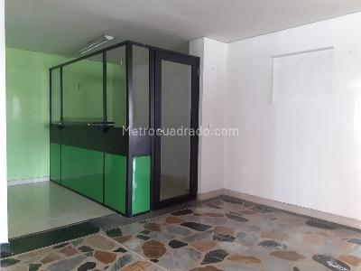 Casa de 5 alcobas en venta en Country Club, Bogotá, 348 m² · foto 15 de 20