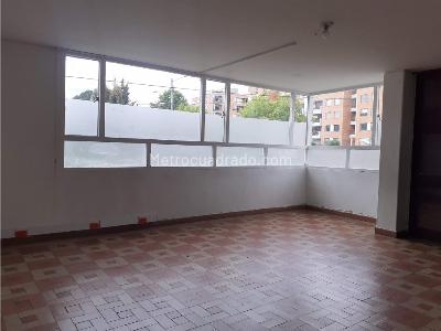 Casa de 5 alcobas en venta en Country Club, Bogotá, 348 m² · foto 17 de 20