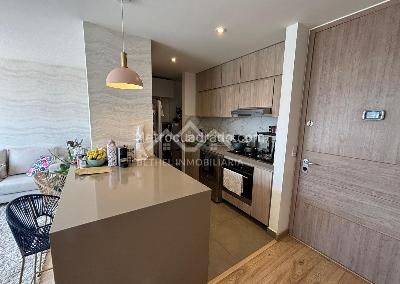 Apartamento de 2 alcobas en venta en El Chico Navarra, Bogotá, 80 m² · foto 4 de 16