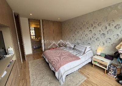 Apartamento de 2 alcobas en venta en El Chico Navarra, Bogotá, 80 m² · foto 6 de 16