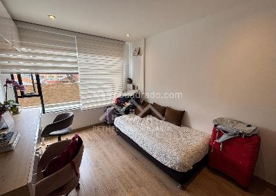 Apartamento de 2 alcobas en venta en El Chico Navarra, Bogotá, 80 m² · foto 8 de 16