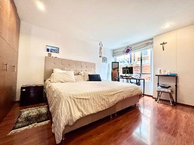 Apartamento de 2 alcobas en venta en Santa Barbara, Bogotá, 79 m² · foto 8 de 12