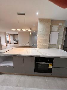 Apartamento en venta en Santa Barbara, Bogotá · foto 8 de 17