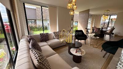 Casa de 3 alcobas en venta en Via Tiquiza Chía, Chía, 290 m² · foto 1 de 19