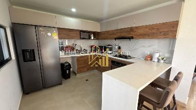 Casa de 3 alcobas en venta en Via Tiquiza Chía, Chía, 290 m² · foto 6 de 19