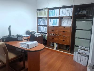 Casa de 5 alcobas en venta en Bogotá, 243 m² · foto 10 de 20