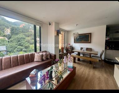 Apartamento de 2 alcobas en venta en La Cabrera El Refugio, Bogotá, 83 m² · foto 2 de 8