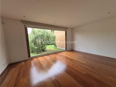 Casa de 3 alcobas en venta en Guaymaral, Bogotá, 1890 m² · foto 9 de 20