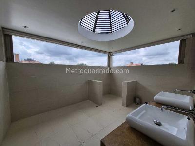 Casa de 3 alcobas en venta en Guaymaral, Bogotá, 1890 m² · foto 17 de 20