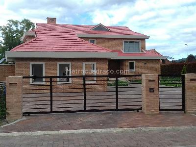 Casa de 4 alcobas en venta en San Simon Guaymaral, Bogotá, 350 m² · foto 7 de 15