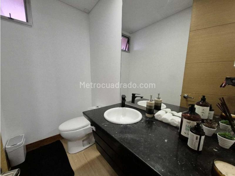 Apartamento en Arriendo, Refugio, Bogotá D.C. - Widok 5