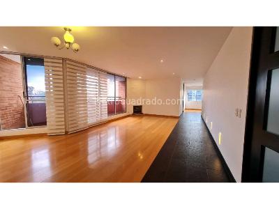 Apartamento de 3 alcobas en venta en Chico, Bogotá, 133 m² · foto 2 de 20