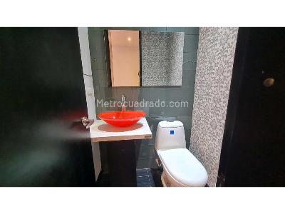 Apartamento de 3 alcobas en venta en Chico, Bogotá, 133 m² · foto 4 de 20