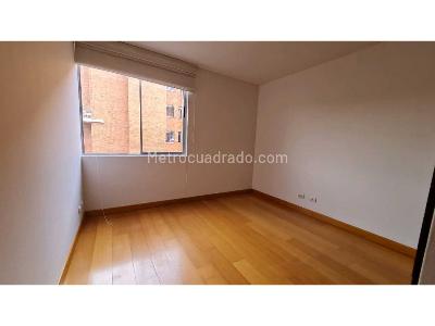 Apartamento de 3 alcobas en venta en Chico, Bogotá, 133 m² · foto 9 de 20