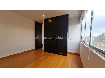 Apartamento de 3 alcobas en venta en Chico, Bogotá, 133 m² · foto 12 de 20