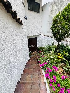 Casa en venta en Chapinero Alto, Bogotá · foto 6 de 9