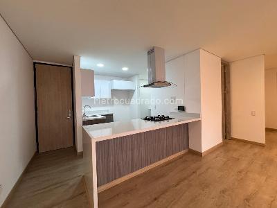 Apartamento de 2 alcobas en venta en Chico Navarra, Bogotá, 125 m² · foto 5 de 20