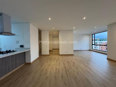 Apartamento de 2 alcobas en venta en Chico Navarra, Bogotá, 125 m² · foto 4 de 20