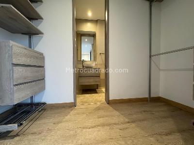 Apartamento de 2 alcobas en venta en Chico Navarra, Bogotá, 125 m² · foto 16 de 20