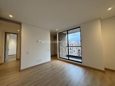 Apartamento de 2 alcobas en venta en Chico Navarra, Bogotá, 125 m² · foto 8 de 20
