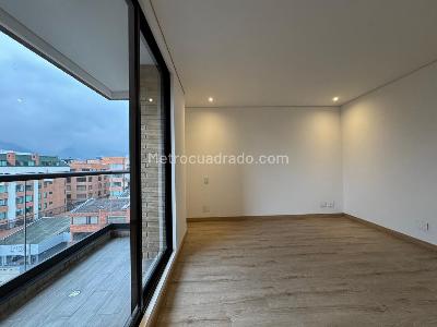 Apartamento de 2 alcobas en venta en Chico Navarra, Bogotá, 125 m² · foto 12 de 20