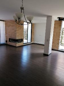 Casa de 3 alcobas en venta en Cajica, Cajicá, 200 m² · foto 1 de 20