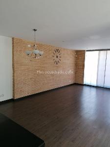 Casa de 3 alcobas en venta en Cajica, Cajicá, 200 m² · foto 2 de 20