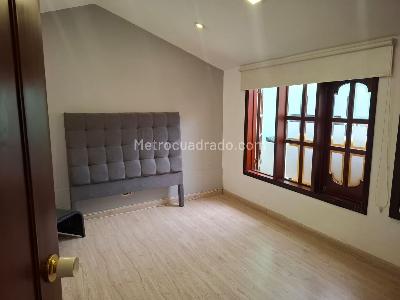 Casa de 5 alcobas en venta en El Recreo De Los Frailes, Bogotá, 323 m² · foto 11 de 20