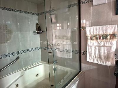 Casa de 5 alcobas en venta en El Recreo De Los Frailes, Bogotá, 323 m² · foto 18 de 20