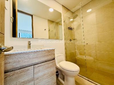 Apartamento en venta en Santa Barbara Oriental, Bogotá · foto 5 de 13