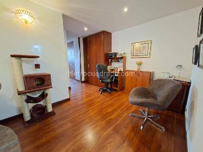 Apartamento de 2 alcobas en venta en Santa Barbara Occidental, Bogotá, 114 m² · foto 9 de 20