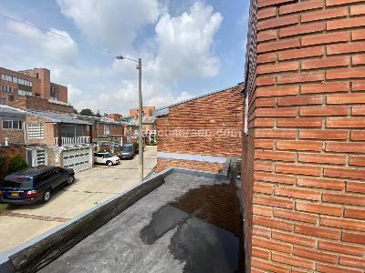 Casa de 3 alcobas en venta en Ub Cordoba, Bogotá, 274 m² · foto 16 de 18